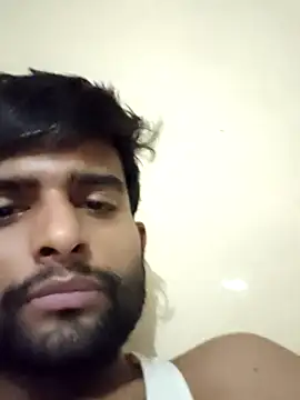 PRIYANHUxh online show from 04/22/26, 04:52