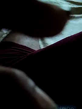 PRIYANHUxh online show from 04/23/26, 01:35