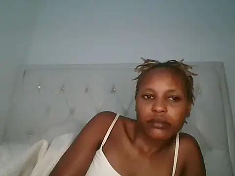 Candykitten online show from 03/08/25, 05:07