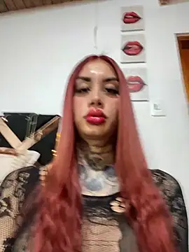 Zaratattoox online show from 11/13/25, 04:22