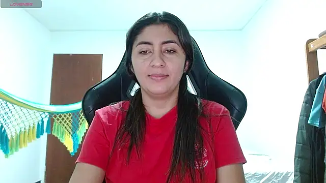 Snapshot of danna_peterson1 chatting on 07/09/26, 07:51 danna peterson1 online show from 07/09/26, 07:51