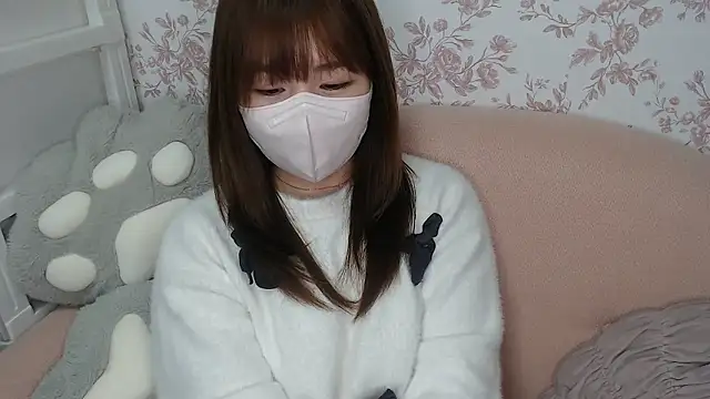 mei hosina online show from 02/23/26, 03:42