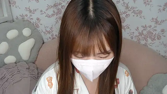 Snapshot of mei_hosina chatting on 06/12/26, 03:44 mei hosina online show from 06/12/26, 03:44