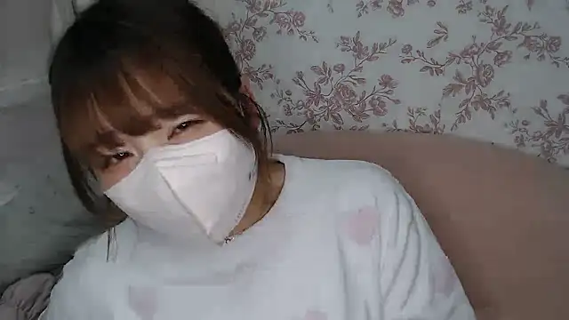 Snapshot of mei_hosina chatting on 07/20/26, 03:47 mei hosina online show from 07/20/26, 03:47