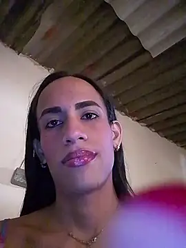 Snapshot of AlexaWarner chatting on 11/21/25, 09:13 AlexaWarner online show from 11/21/25, 09:13