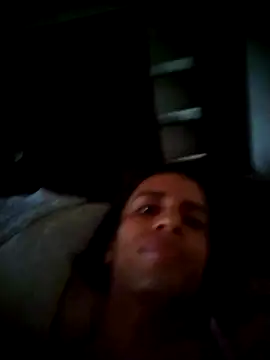 Snapshot of AlexaWarner chatting on 12/21/25, 12:12 AlexaWarner online show from 12/21/25, 12:12