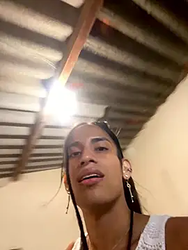 Snapshot of AlexaWarner chatting on 01/08/26, 05:04 AlexaWarner online show from 01/08/26, 05:04