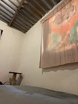 Snapshot of AlexaWarner chatting on 01/11/26, 05:18 AlexaWarner online show from 01/11/26, 05:18