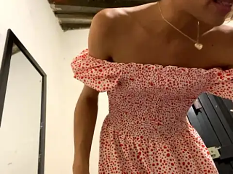 Snapshot of AlexaWarner chatting on 01/17/26, 03:11 AlexaWarner online show from 01/17/26, 03:11