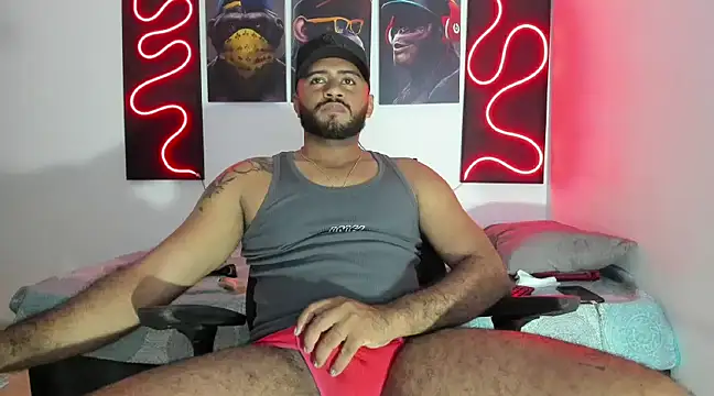 Snapshot of Hardboy_latin chatting on 02/27/25, 02:42 Hardboy latin online show from 02/27/25, 02:42