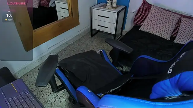 VladHellsing4 online show from 03/07/25, 04:11