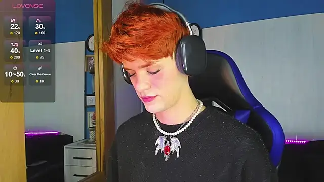 VladHellsing4 online show from 10/03/25, 02:03