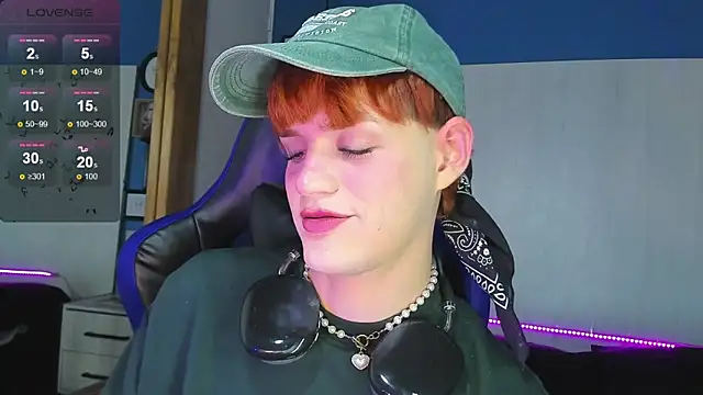 VladHellsing4 online show from 10/14/25, 03:02