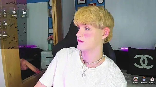 VladHellsing4 online show from 11/14/25, 02:49