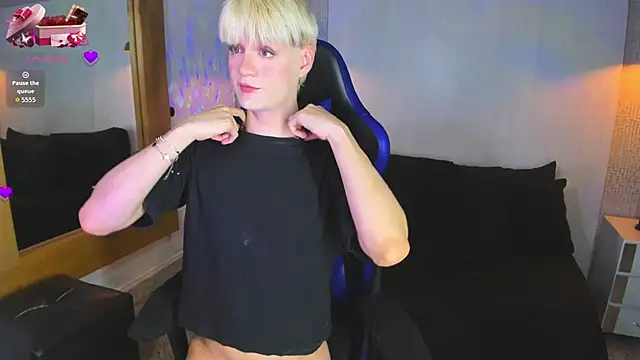 VladHellsing4 online show from 04/09/26, 02:33