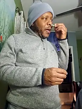 Snapshot of personalityalwayswins2 chatting on 12/26/24, 06:19 personalityalwayswins2 online show from 12/26/24, 06:19