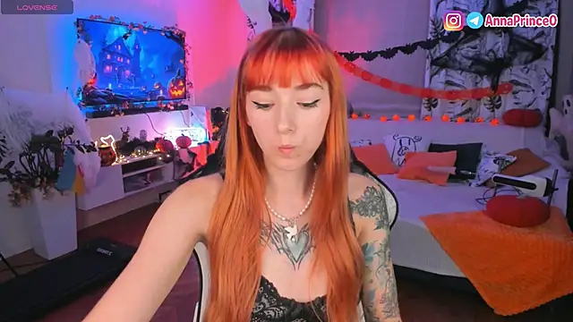 Anna Prince online show from 10/26/25, 04:18