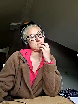 Afrania online show from 12/25/24, 04:43