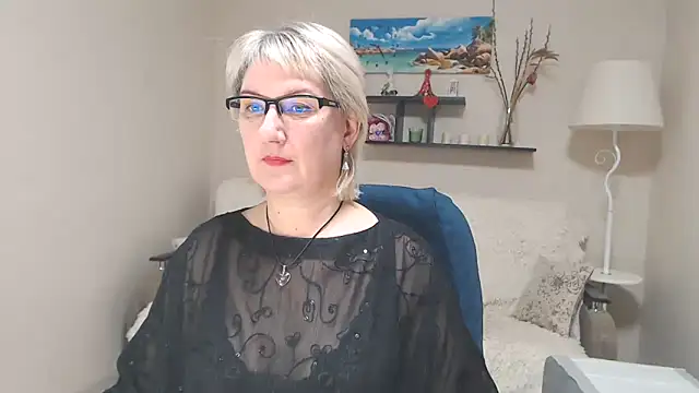 Snapshot of FleurMays chatting on 01/31/25, 02:26 FleurMays online show from 01/31/25, 02:26