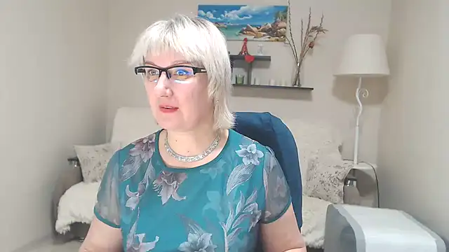 Snapshot of FleurMays chatting on 02/09/25, 09:16 FleurMays online show from 02/09/25, 09:16