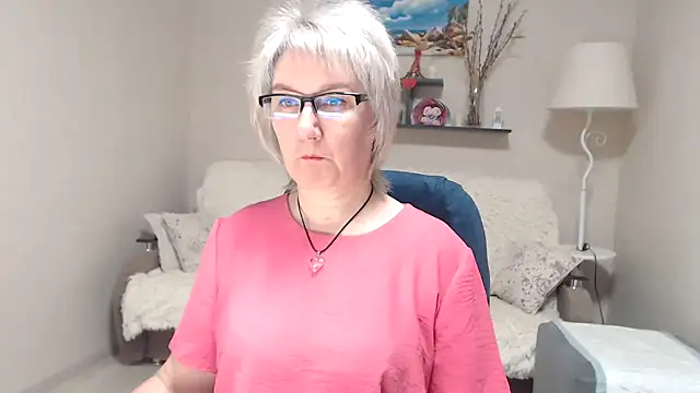 Snapshot of FleurMays chatting on 02/20/26, 06:26 FleurMays online show from 02/20/26, 06:26