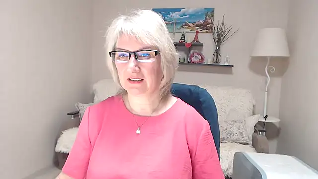 FleurMays online show from 04/19/26, 05:18