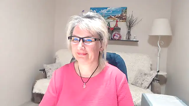 Snapshot of FleurMays chatting on 05/07/26, 03:56 FleurMays online show from 05/07/26, 03:56