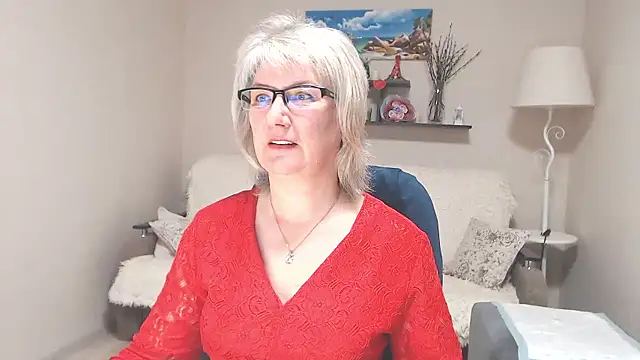 Snapshot of FleurMays chatting on 05/22/26, 03:46 FleurMays online show from 05/22/26, 03:46