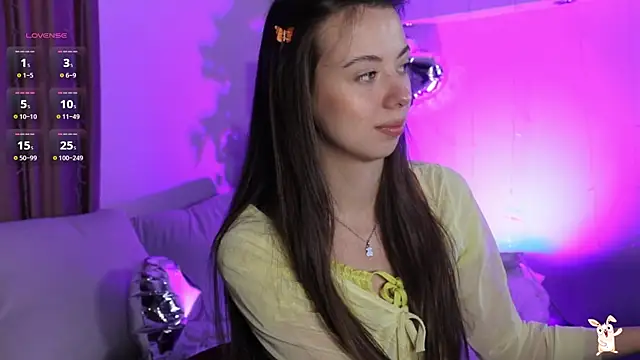 Snapshot of Goldy_Grace_ chatting on 02/21/25, 11:44 Goldy Grace online show from 02/21/25, 11:44