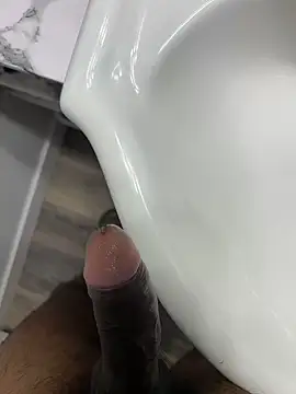 Snapshot of carlossdfr chatting on 09/14/25, 03:38 carlossdfr online show from 09/14/25, 03:38