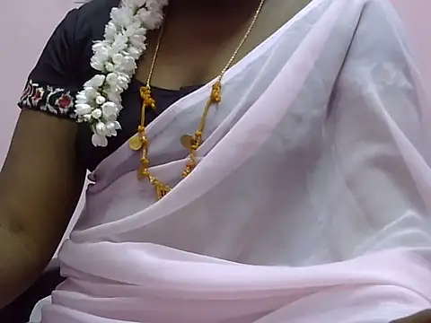 Hot akshara online show from 02/20/26, 03:34