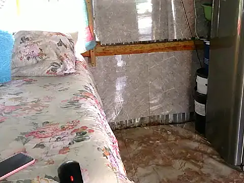 Zuzu angel online show from 04/09/26, 11:15