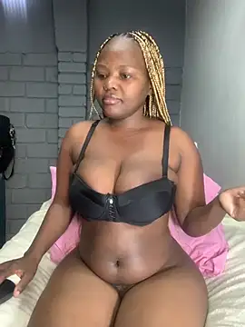 Snapshot of SexyAngeliqua chatting on 05/10/26, 09:03 SexyAngeliqua online show from 05/10/26, 09:03