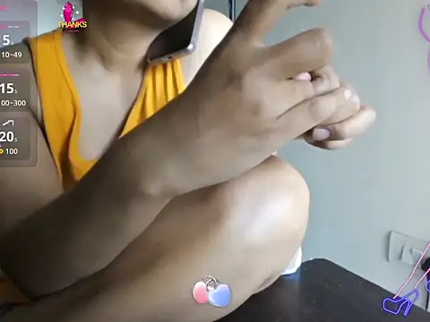 Snapshot of MakeMeCumAhh chatting on 02/11/26, 07:13 MakeMeCumAhh online show from 02/11/26, 07:13