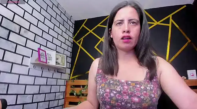 kathina giraldo online show from 01/15/25, 03:39