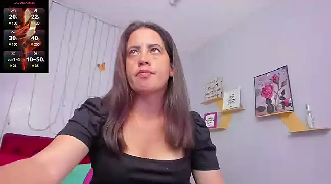 kathina giraldo online show from 02/05/25, 06:48