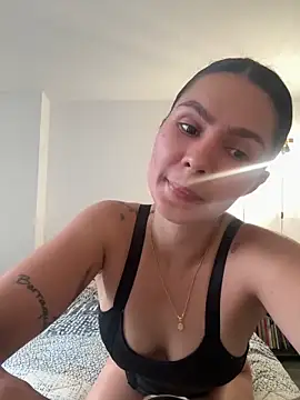 SofiaG  online show from 03/14/25, 10:27