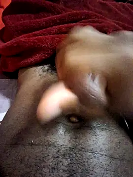 Snapshot of thiefre chatting on 11/09/25, 11:14 thiefre online show from 11/09/25, 11:14