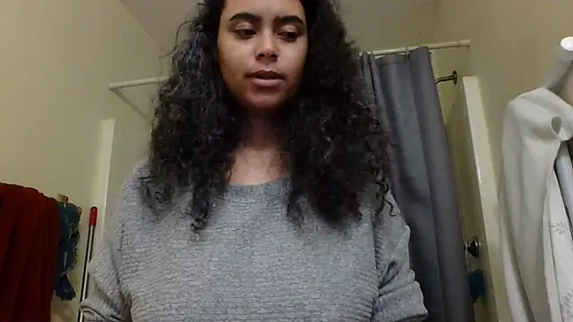 cinnaminnie online show from 01/16/25, 04:39