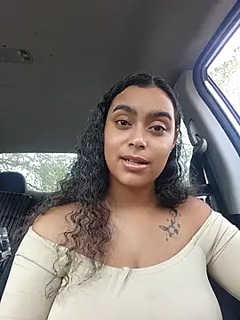 cinnaminnie online show from 03/14/25, 03:47