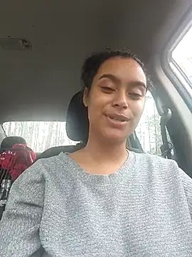 cinnaminnie online show from 03/16/25, 02:55