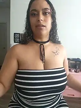 cinnaminnie online show from 09/13/25, 09:58