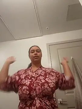 cinnaminnie online show from 08/03/26, 06:00