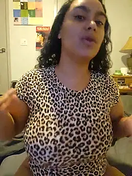 cinnaminnie online show from 08/04/26, 06:05