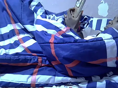 Just Karu online show from 11/25/25, 10:32