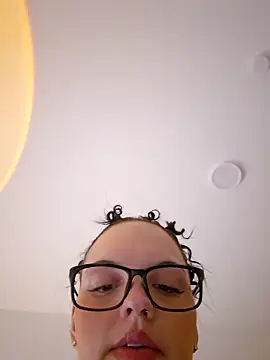 Jujuicy 97 online show from 03/29/26, 10:37