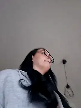 Jujuicy 97 online show from 03/30/26, 02:29