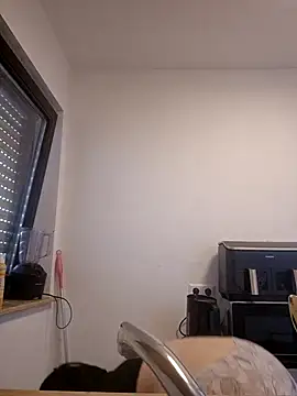 Jujuicy 97 online show from 04/21/26, 07:03