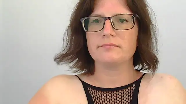 Snapshot of CrimsonMistress chatting on 03/08/25, 05:28 CrimsonMistress online show from 03/08/25, 05:28