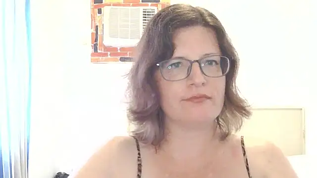 CrimsonMistress online show from 05/19/26, 01:56